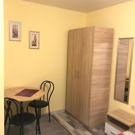 Kyiv Daily Rent: Dobrokhotova 28 Apartment Exterior photo